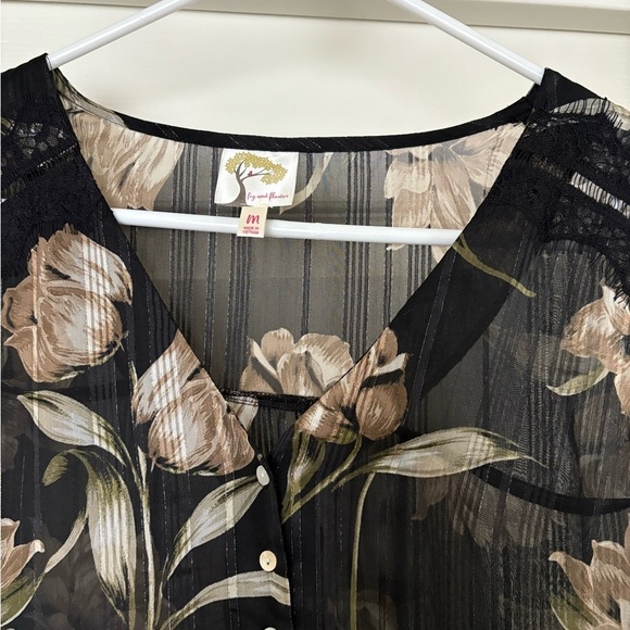 NWOT Anthropologie Fig & Flower Sheer Dark Floral Boho Top Size M - Picture 2 of 6